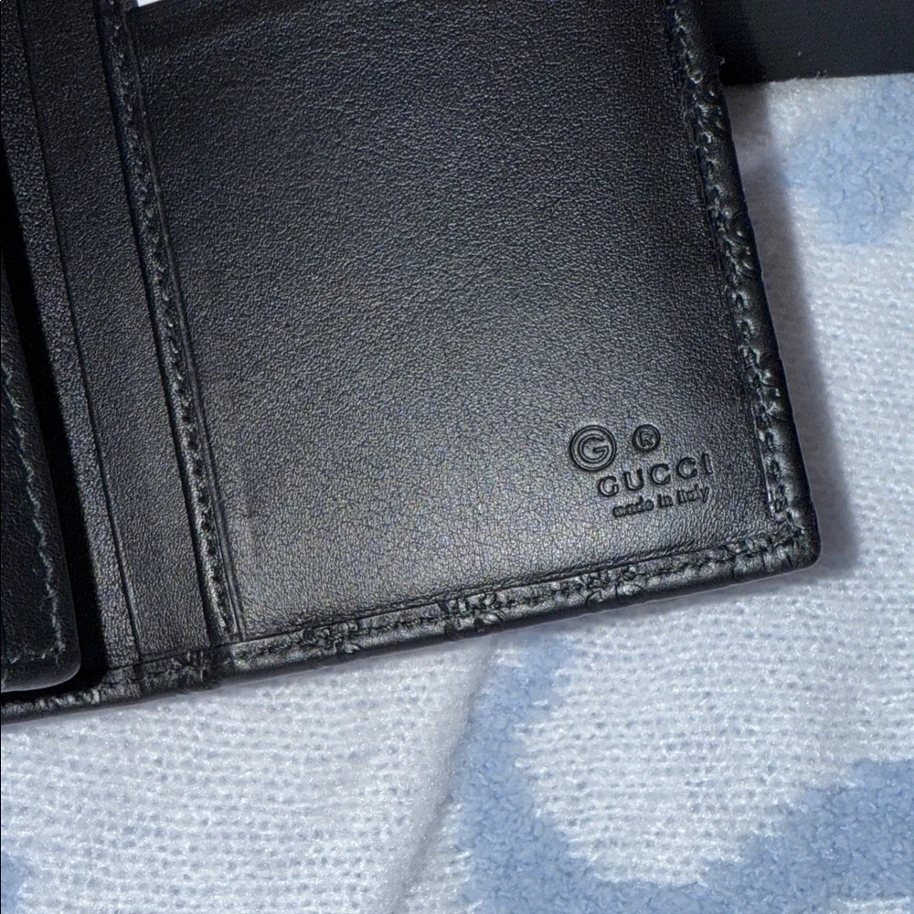 Gucci Black Logo Pattern Wallet - Picture 6 of 8